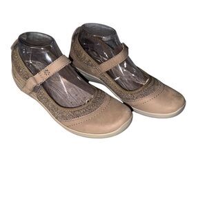 Easy Spirit Women's Mary Jane Flats Brown Leather Casual Comfort Shoes‎ 9 Narrow